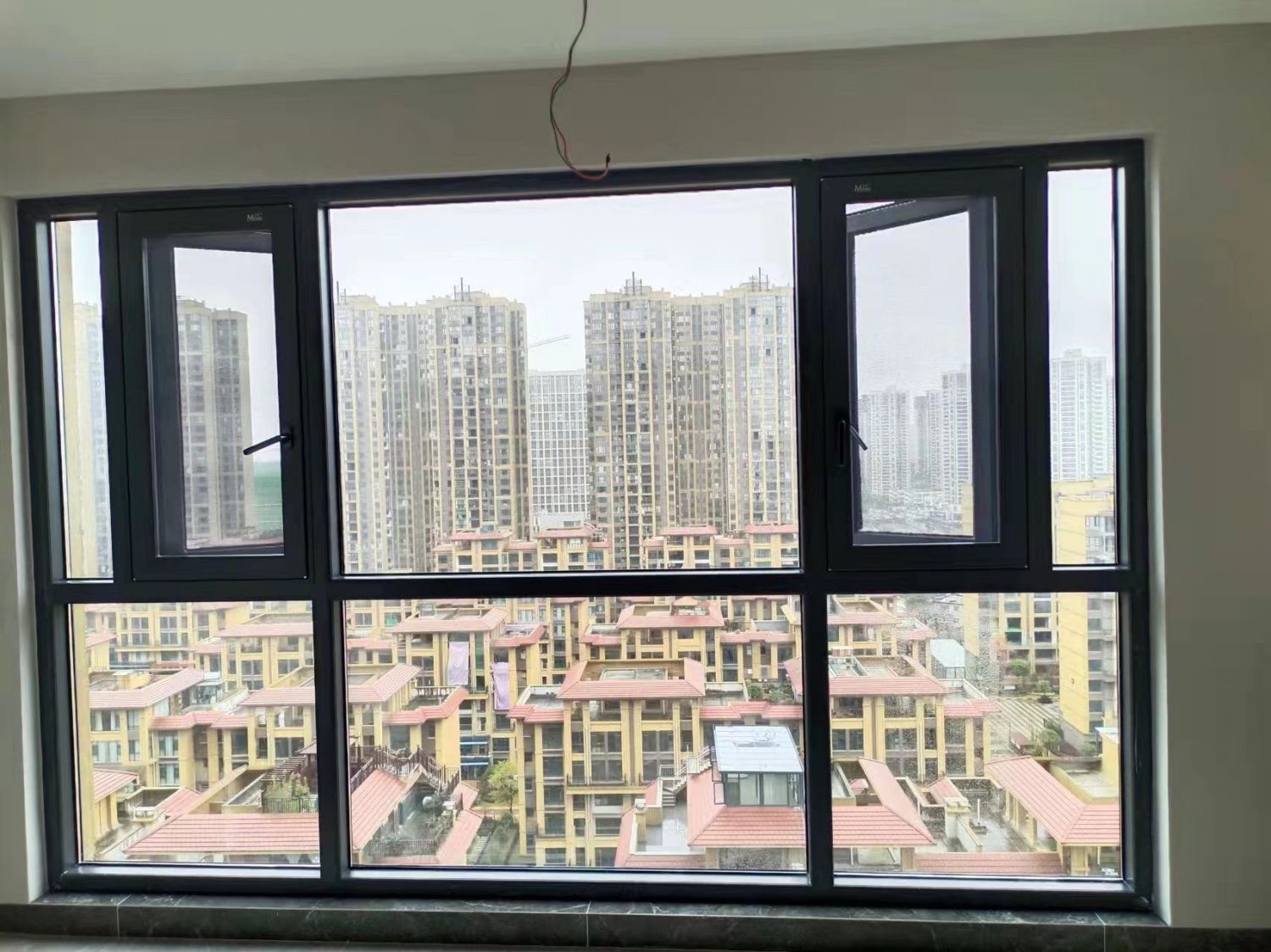 斷橋鋁門窗怎么安裝？斷橋鋁為什么不做推拉式的？